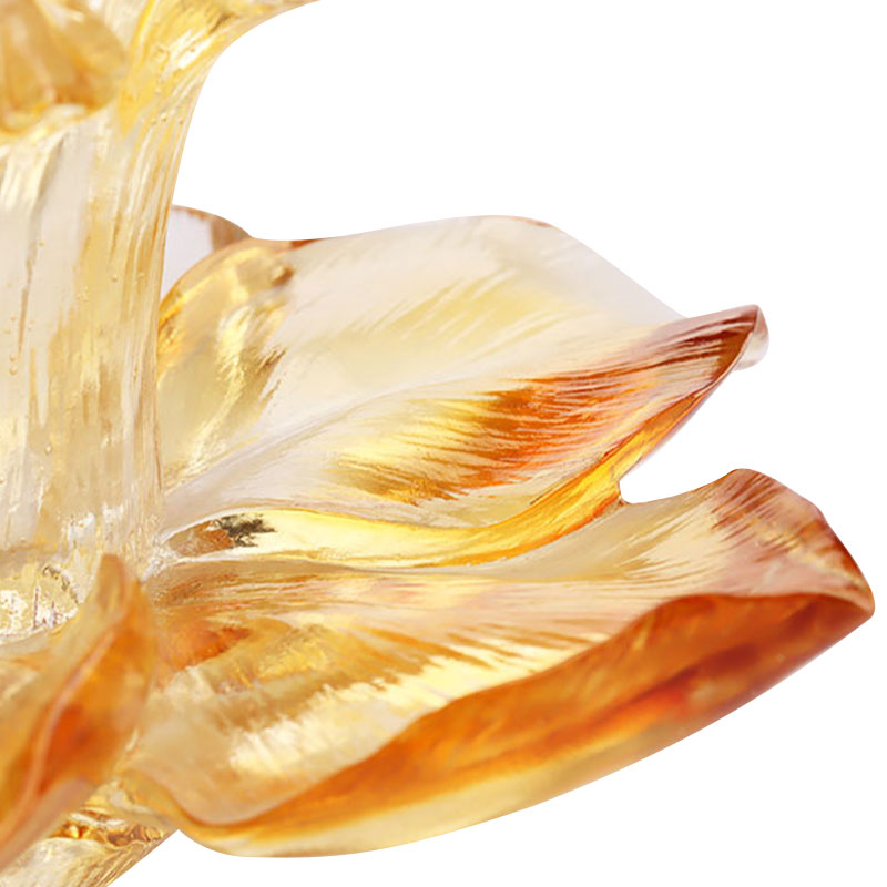 Üvegszirom alakú gyertyatartó