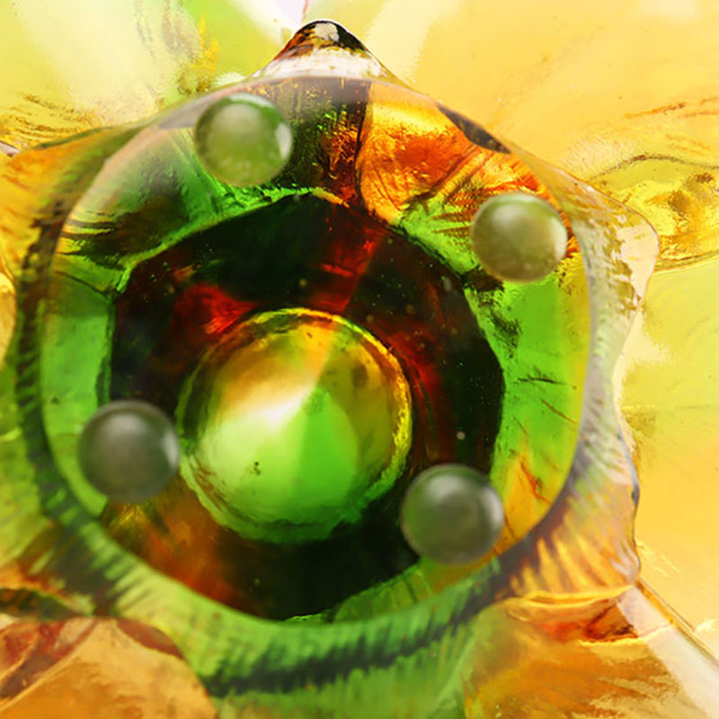 Üvegszirom alakú gyertyatartó