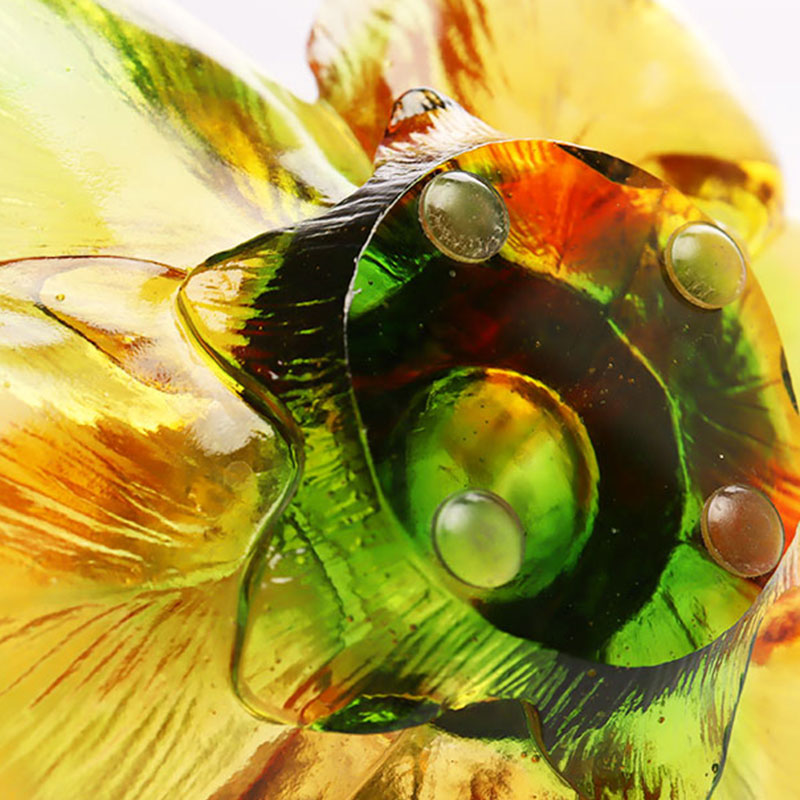 Üvegszirom alakú gyertyatartó