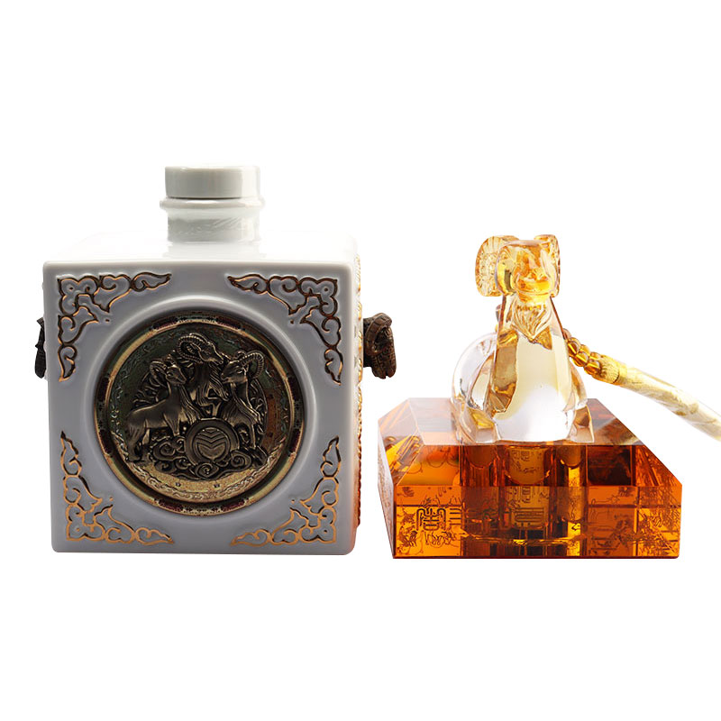 Kínai zodiákus állati formák kupak kristályüveg borosüveg készlet