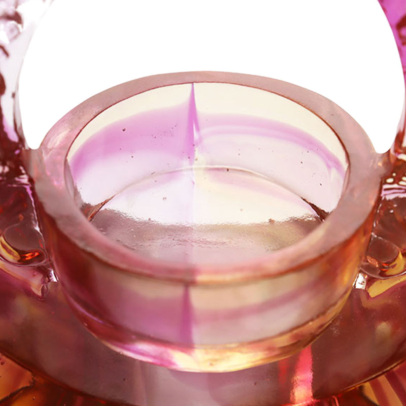 Lila színű mázas gyertyatartó