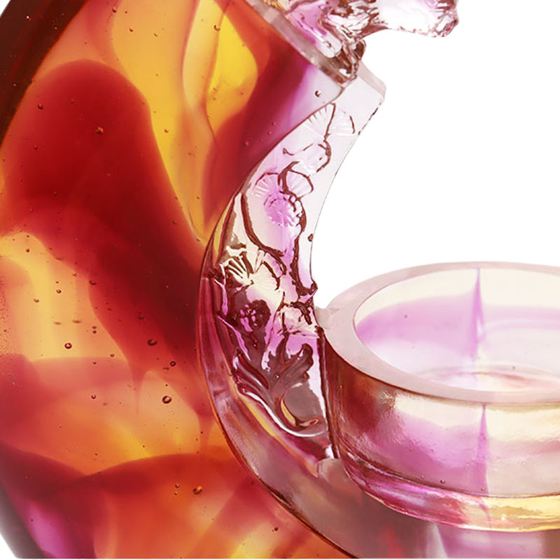 Lila színű mázas gyertyatartó