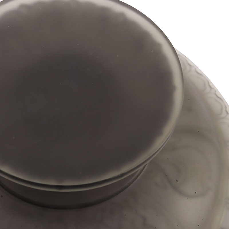 Szürke színű mázas gyümölcstál