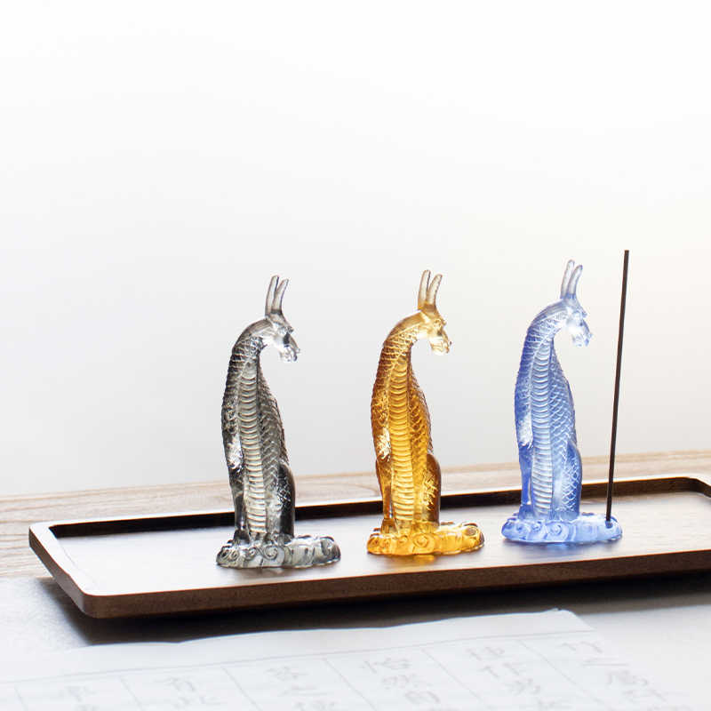 Üveg Kirin füstölőtartó